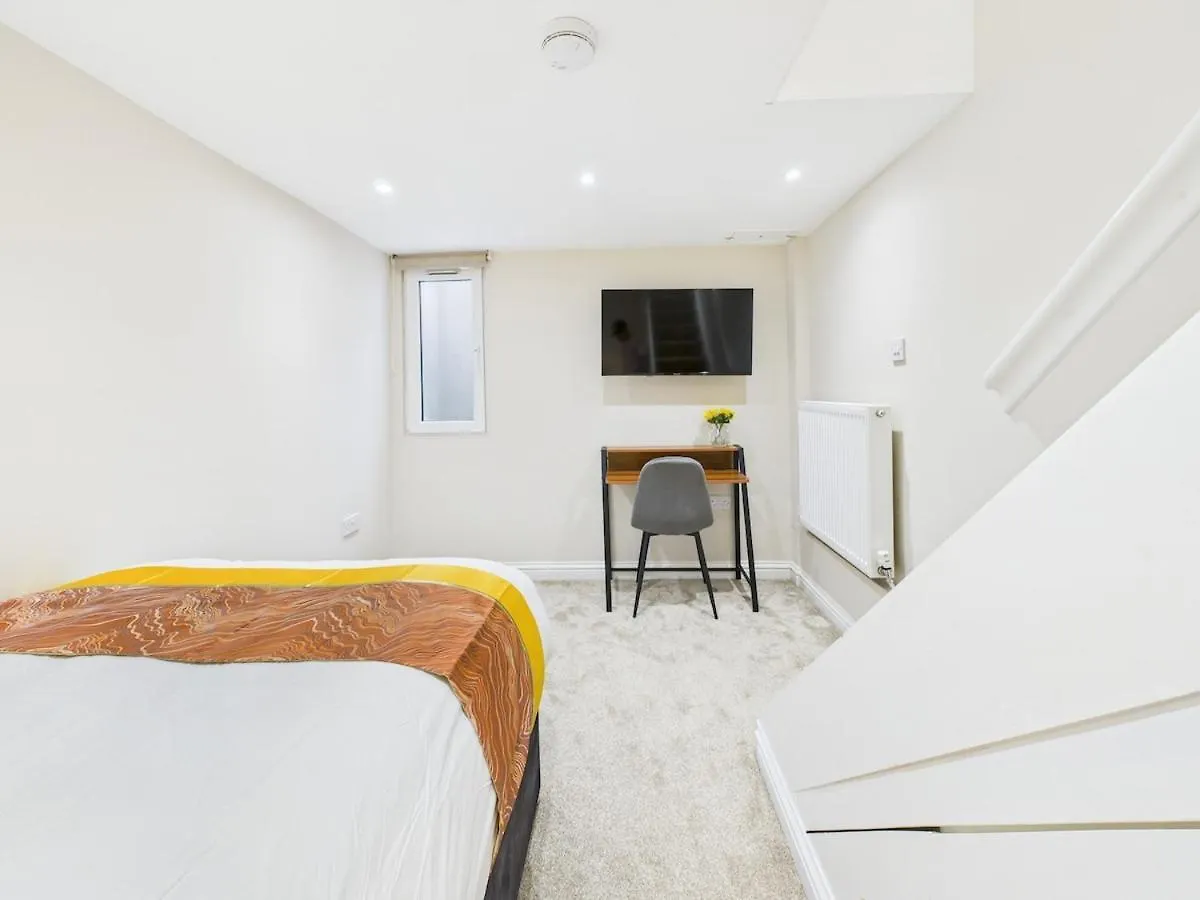 New No 1 Park Street By Signature Stays - 5 Bedroom House Central Cheltenham 0*,